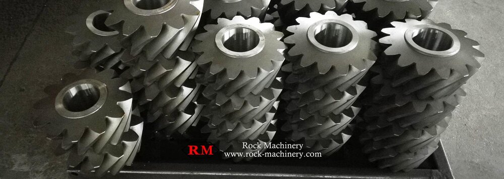 sandvik cone crusher pinion, small drive gear of gear set