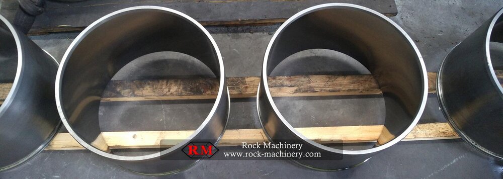 cone crusher cylinder bushing, guides piston within cylinder