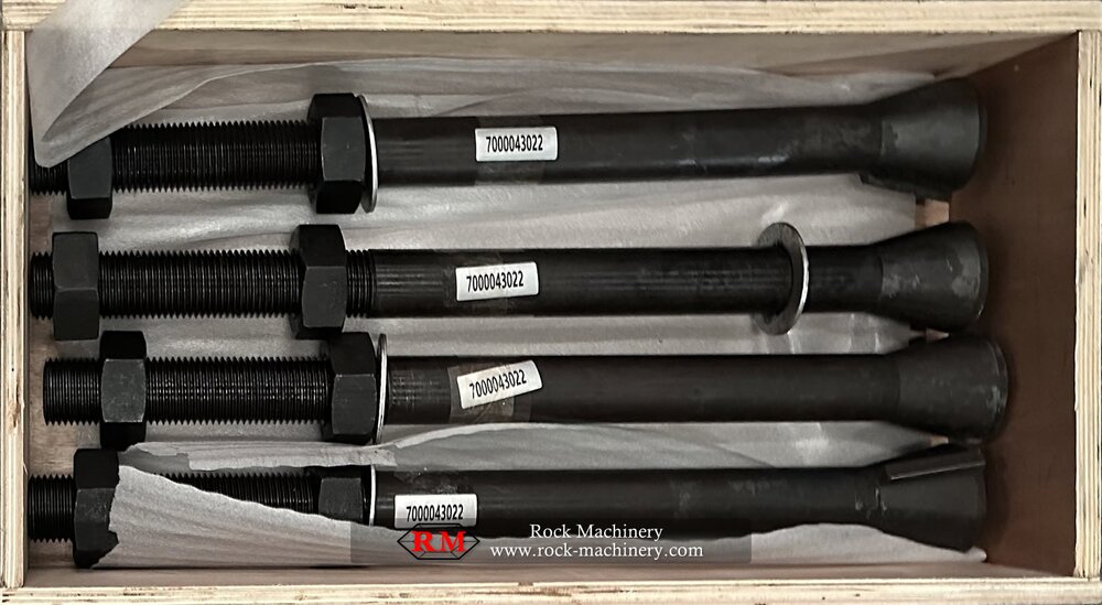 VB108 jaw crusher 7000043022 Swing jaw wedge bolt with 2 nut and 1 washer, fastening set for swing jaw wedge